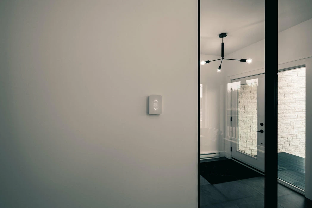 Mysa Wifi Smart Thermostat For Electric Baseboards, Model V11 4 Mysa Wifi Smart Thermostat For Electric Baseboards, Model V11 - Image 4